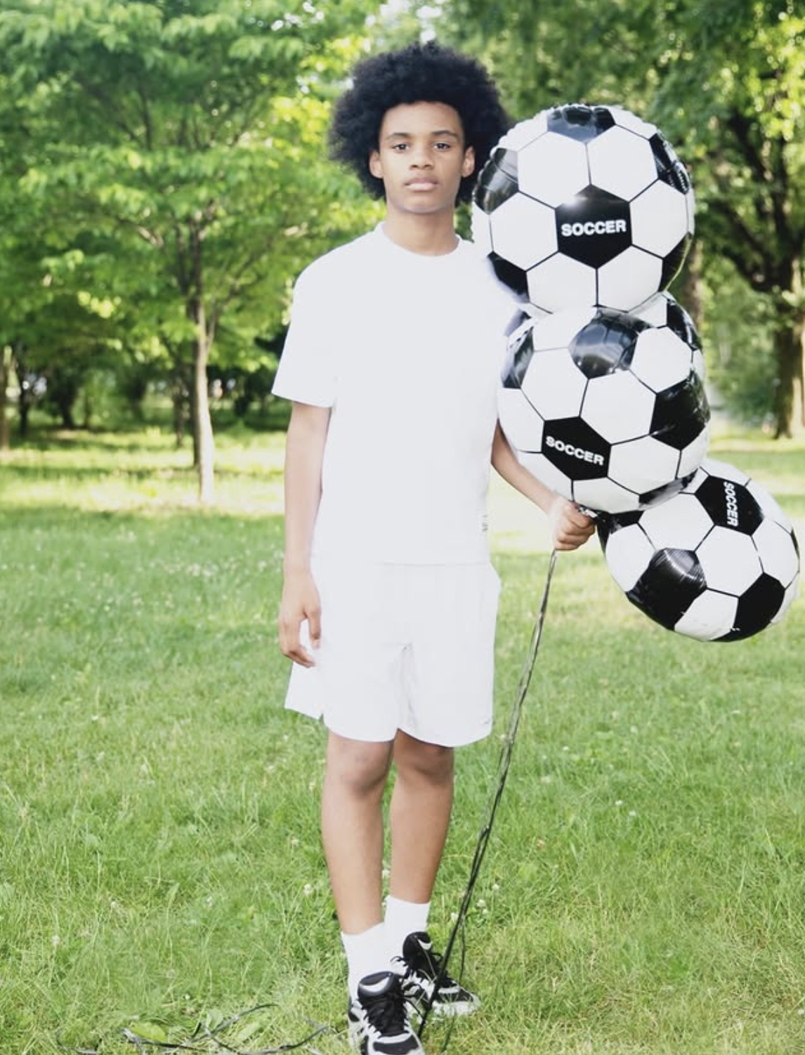 Triple soccer foil balloon bunch
